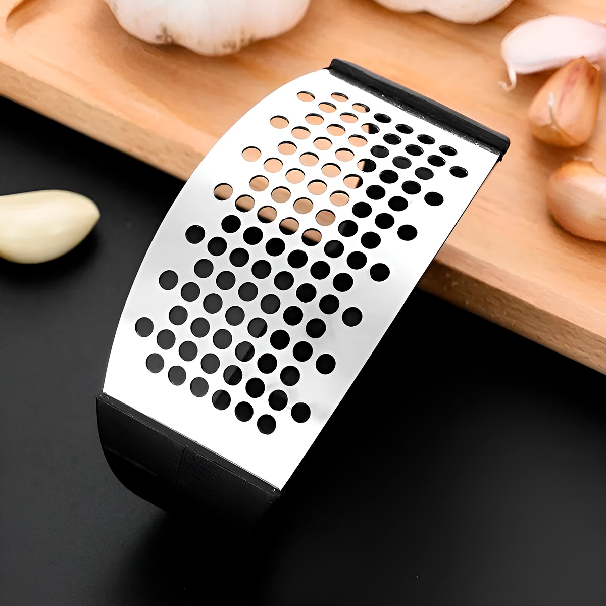 Espremedor Triturador Alho Temperos Aço Inox Curvo Preto - Imagem 6